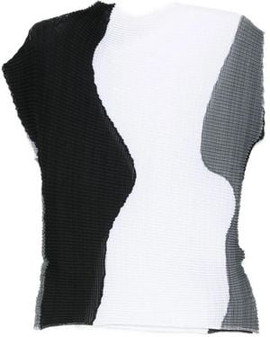 Issey Miyake Abstract Tint Pleated Top - ブラック