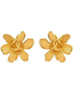 【関税込み】Erdem Flower Half Ring スモール ピアス Erdem Flower Half Ring ピアス S メタリック | Lyst