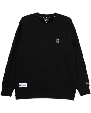 KTZ Sweater Met Logo-Reliëf - Zwart