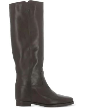 Julie Dee Side-vents Round-toe Boots - Brown