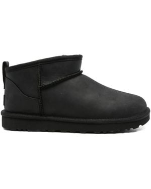 UGG Classic Ultra Mini Stiefeletten - Schwarz