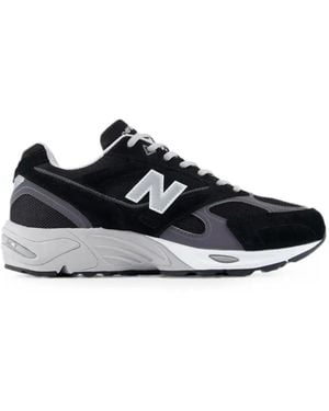 New Balance 880R Trainers - Black
