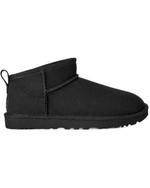 UGG Classic Ultra Mini Boot - Black
