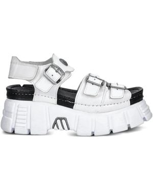 New Rock Buckle-detail Platform Sandals - White