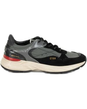 Stokton Reverse Paneled Sneakers - Black
