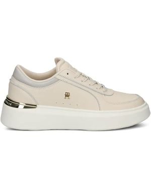 Tommy Hilfiger Logo-Plaque Lace-Up Sneakers - White