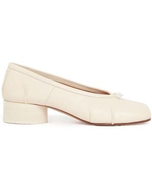 Maison Margiela 30Mm Tabi Pumps - Natural