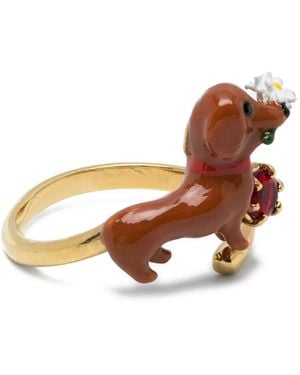 Les Nereides Ring Verfraaid Met Hond - Bruin