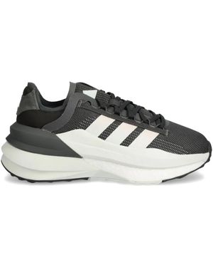 adidas Avryn スニーカー - ブラック