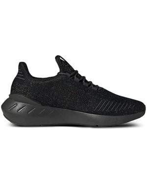adidas Swift Run 22 Trainers - Black