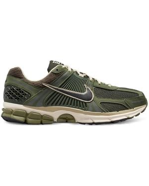 Nike Low Top Trainers - Green