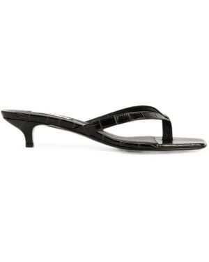TOTEME Sandalias Con Kitten Heel Y Efecto De Piel De Cocodrilo - Blanco
