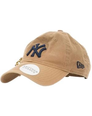 ANOTHER CHANCE Customised New Era 9Twenty New York Yankees Mlb Core Classic Baseball Cap - Natural