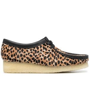 Clarks Wallabee レオパード シューズ - ブラウン