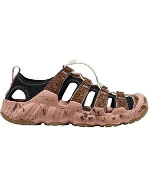 Keen Fleece-Textured Toggle-Fastening Sandals - Brown