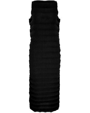 Issey Miyake Pleated Sleeveless Maxi Dress - Black