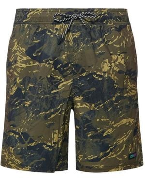 Oakley カモフラージュ ビーチ ショートパンツ - グリーン