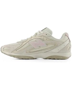 New Balance 204L Sneakers - White