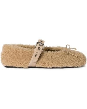 Miu Miu Shearling-Ballerinas Mit Schnallenriemen - Natur