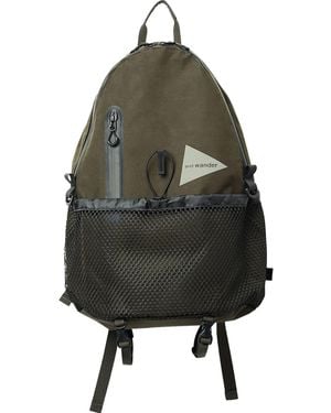 and wander Triangular-logo Backpack - グレー