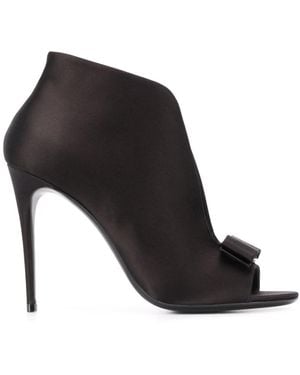 Ferragamo Vara Bow Court Shoes - Black