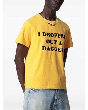 DAGGER Drop Out Slogan-Print T-Shirt - Yellow