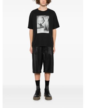 Kafeneo by TBF Graphic-Print T-Shirt - Black