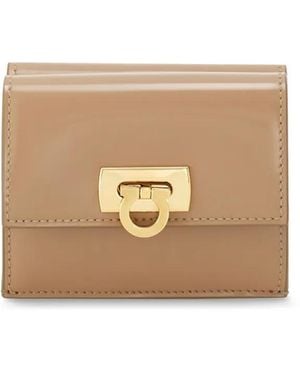 Ferragamo Gancini-Buckle Leather Wallet 8056283173162 - Natural