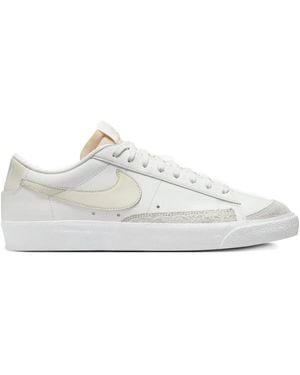 Nike Baskets Blazer '77 - Blanc