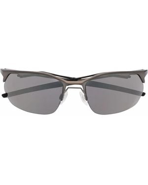 Oakley キャットアイ サングラス - メタリック
