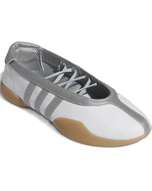 adidas Taekwondo Mei "Cloud/ Metallic/Gum" Sneakerinas - Grey