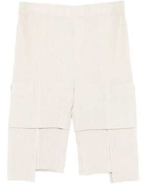 Homme Plissé Issey Miyake Shorts Mit Mehreren Taschen - Weiß
