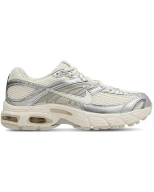 Nike Baskets Air Max Moto 2K - Blanc