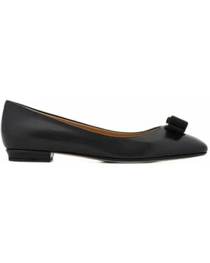 Ferragamo Varina Ballet Flats - Black