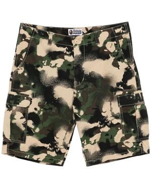 A Bathing Ape Map Camo Cargo Shorts - Green