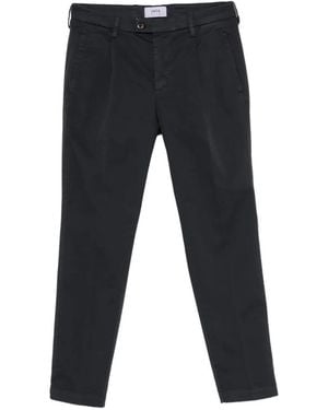 VELA SHOP Pleated Trousers - Black