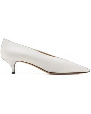 Le Monde Beryl Babouche Kitten-Heel Pumps - White