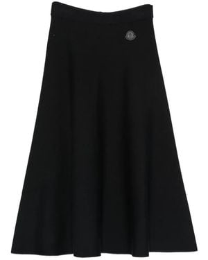 Moncler Falda Vaquera Midi Con Parche Del Logo - Negro