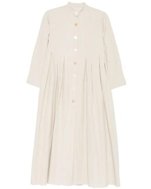 A Tentative Atelier Marga Pleated Coat - White