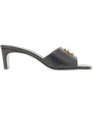 Gucci Logo-Plaque Sandals - White