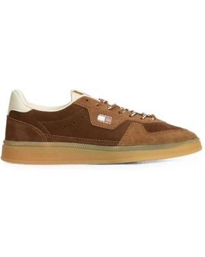 Tommy Hilfiger Greenwich Logo-Patch Panelled Trainers - Brown