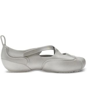 Melissa Aira Touch-Strap Sneakerinas - Grey
