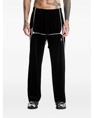 Umbro Velvet Jester Track Trousers - Black