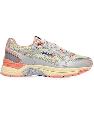 Autry Hyperway Mesh Trainers - White