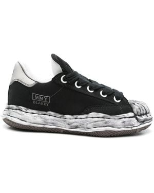 Maison Mihara Yasuhiro Low-Top Sneakers - Zwart