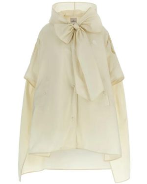 Moncler Capa Con Parche Del Logo - Blanco