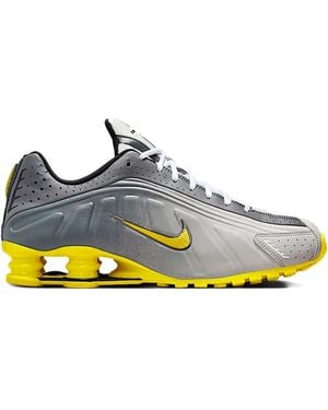 Nike Shox R4 Se Sneakers Vast / Bright Citron in Gray for Men | Lyst