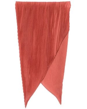 Homme Plissé Issey Miyake Pleated-Design Pointed-Edge Scarf - Red