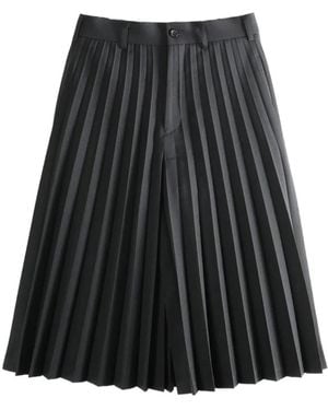 Comme des Garçons Pleated Shorts - Black