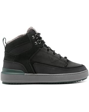 Clarks Logo-Debossed Ankle Boots - Black